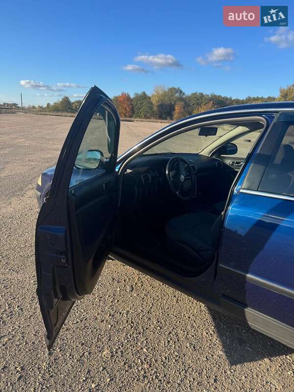 Volkswagen Passat 2004 Volkswagen Passat 2004