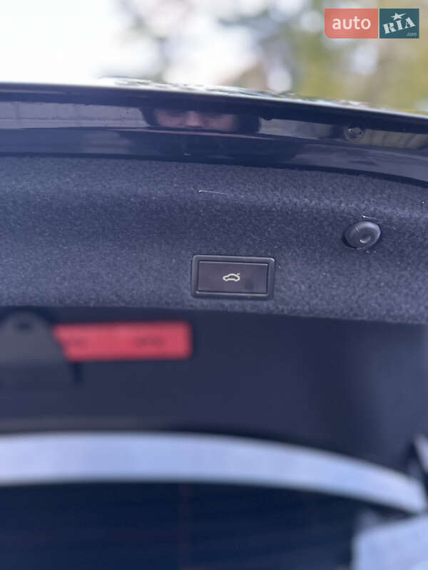 Седан Volkswagen Passat 2019 в Киеве