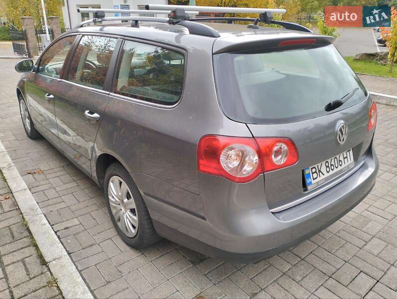 Универсал Volkswagen Passat 2006 в Ровно