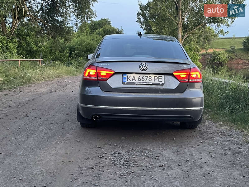 Седан Volkswagen Passat 2014 в Вінниці