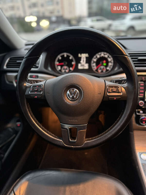 Седан Volkswagen Passat 2014 в Ровно фото 19 Седан Volkswagen Passat 2014 в Ровно