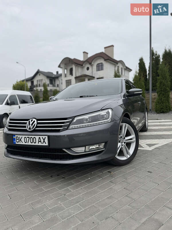Седан Volkswagen Passat 2014 в Ровно фото 5 Седан Volkswagen Passat 2014 в Ровно