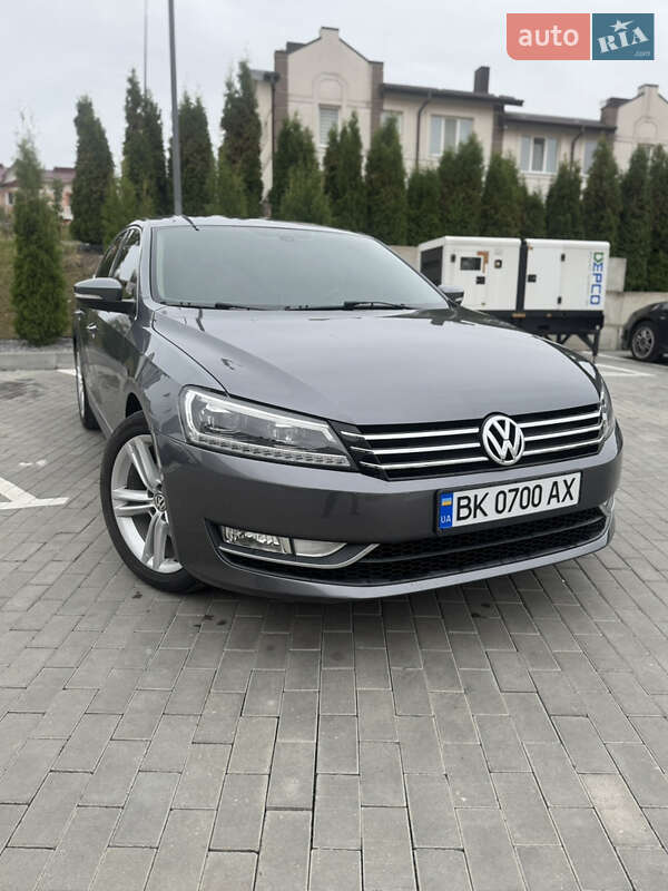Седан Volkswagen Passat 2014 в Ровно фото 4 Седан Volkswagen Passat 2014 в Ровно