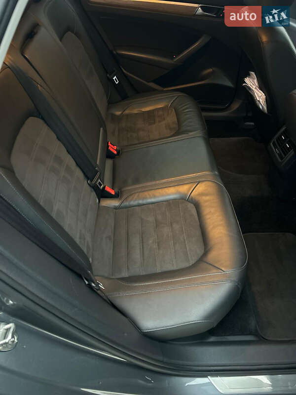 Седан Volkswagen Passat 2014 в Ровно фото 38 Седан Volkswagen Passat 2014 в Ровно