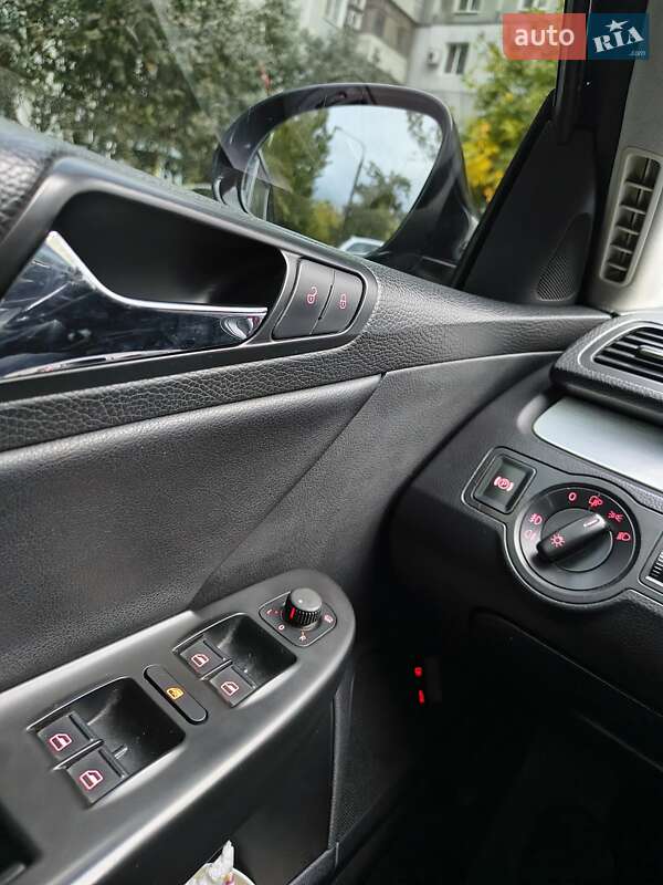 Универсал Volkswagen Passat 2007 в Запорожье фото 25 Универсал Volkswagen Passat 2007 в Запорожье