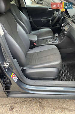 Седан Volkswagen Passat 2009 в 