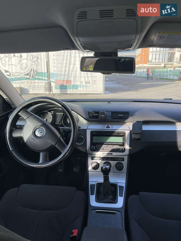 Універсал Volkswagen Passat 2009 в Києві фото 14 Універсал Volkswagen Passat 2009 в Києві