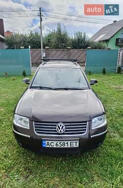 Універсал Volkswagen Passat 2004 в Луцьку