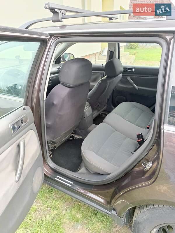 Универсал Volkswagen Passat 2004 в Луцке