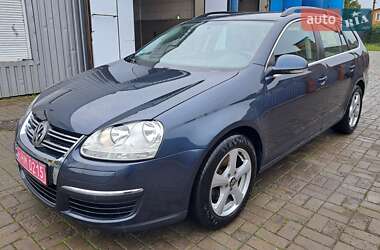 Універсал Volkswagen Passat 2009 в Вінниці