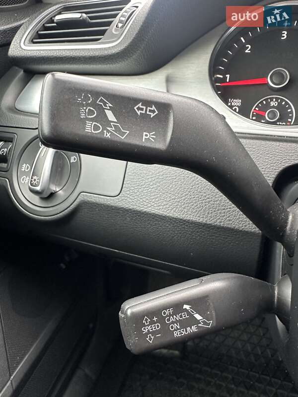 Універсал Volkswagen Passat 2013 в Білогородці