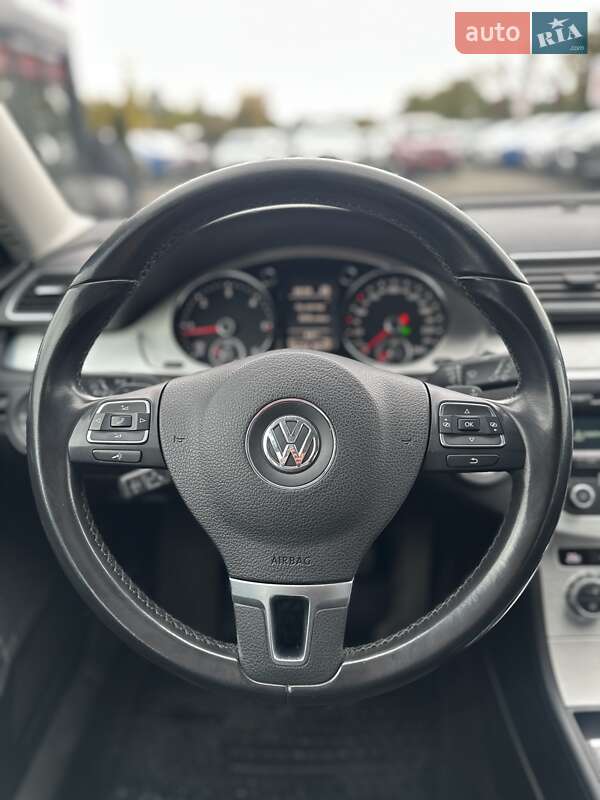 Універсал Volkswagen Passat 2013 в Білогородці