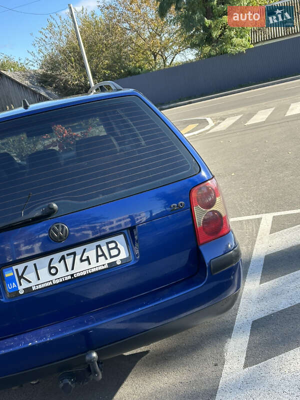 Універсал Volkswagen Passat 2001 в Бородянці