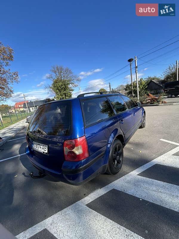 Універсал Volkswagen Passat 2001 в Бородянці