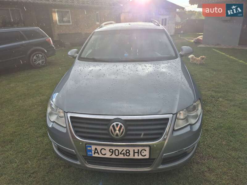 Универсал Volkswagen Passat 2010 в 