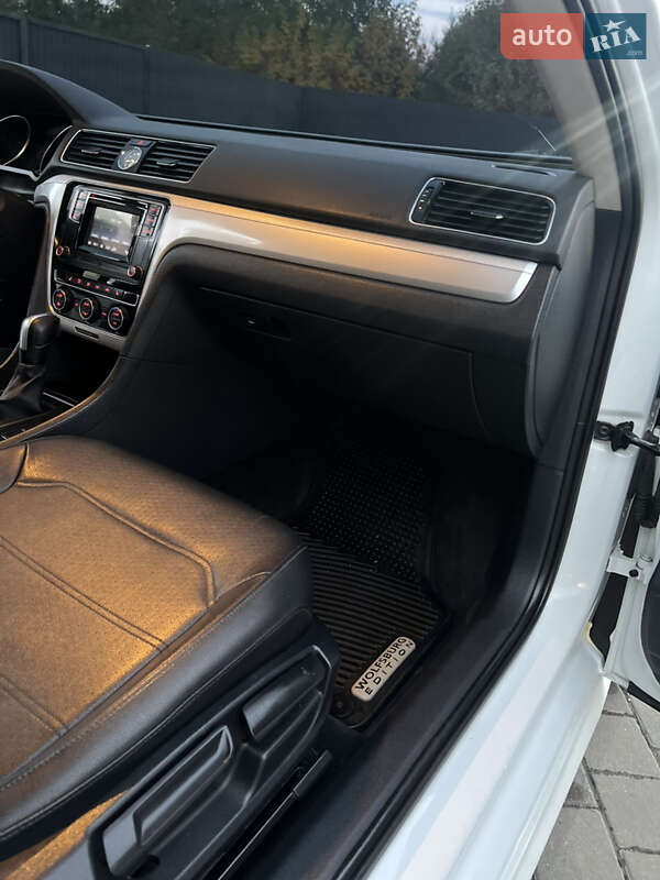 Седан Volkswagen Passat 2016 в Ивано-Франковске фото 25 Седан Volkswagen Passat 2016 в Ивано-Франковске