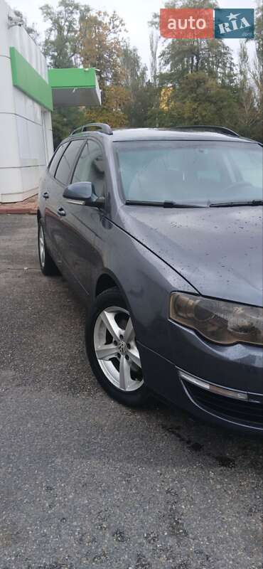 Универсал Volkswagen Passat 2008 в Кропивницком