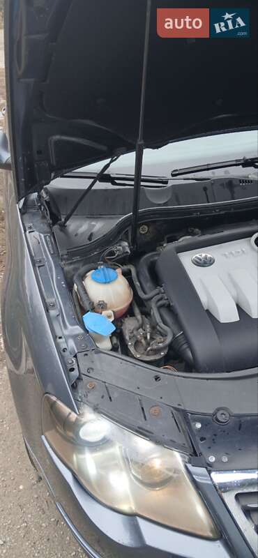 Универсал Volkswagen Passat 2008 в Кропивницком