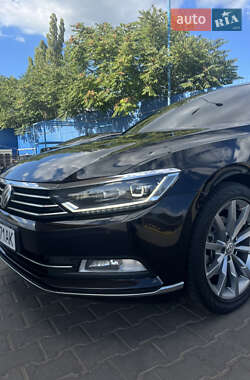 Универсал Volkswagen Passat 2016 в 