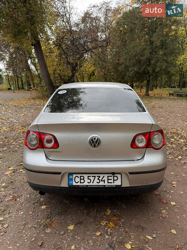 Седан Volkswagen Passat 2006 в Чернигове