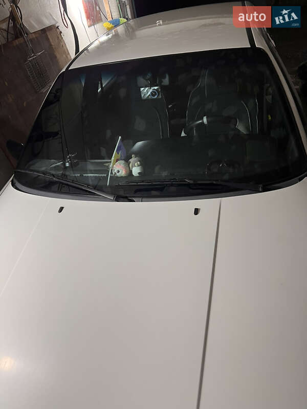 Седан Volkswagen Passat 1989 в Кривому Розі