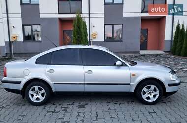 Седан Volkswagen Passat 1998 в 