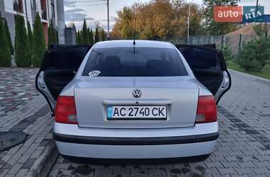 Седан Volkswagen Passat 1998 в 