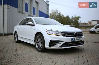Седан Volkswagen Passat 2018 в Черновцах