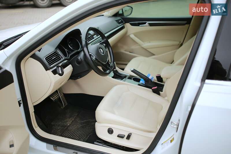 Седан Volkswagen Passat 2018 в Черновцах фото 20 Седан Volkswagen Passat 2018 в Черновцах