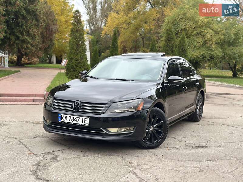 Седан Volkswagen Passat 2011 в Киеве