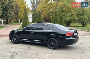 Седан Volkswagen Passat 2011 в 