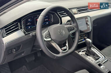 Седан Volkswagen Passat 2020 в 