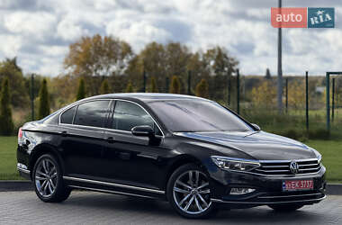 Седан Volkswagen Passat 2020 в 