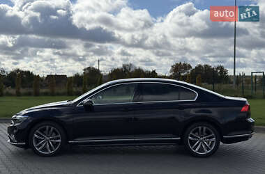 Седан Volkswagen Passat 2020 в 