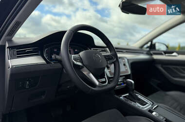Седан Volkswagen Passat 2020 в 