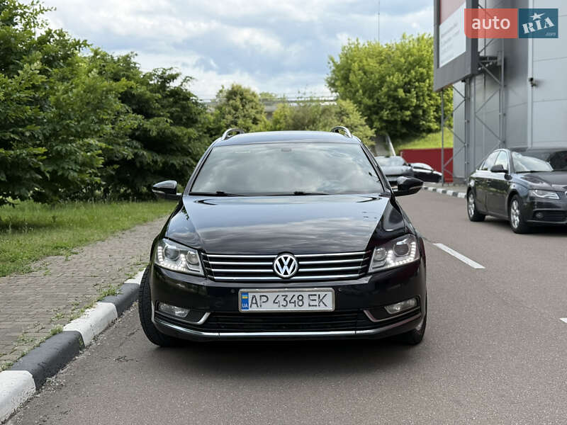 Универсал Volkswagen Passat 2014 в Киеве