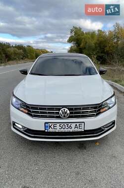 Седан Volkswagen Passat 2016 в Каменском
