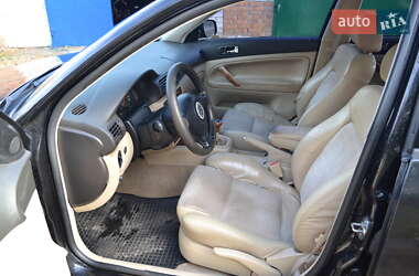 Седан Volkswagen Passat 2000 в 