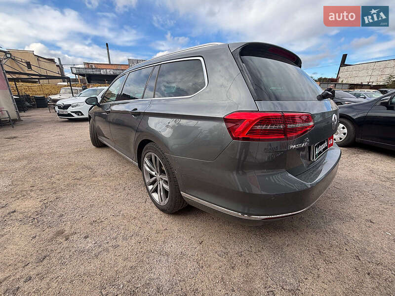 Універсал Volkswagen Passat 2017 в Запоріжжі