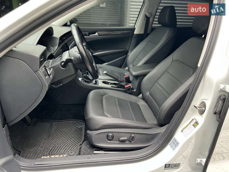 Седан Volkswagen Passat 2020 в Киеве