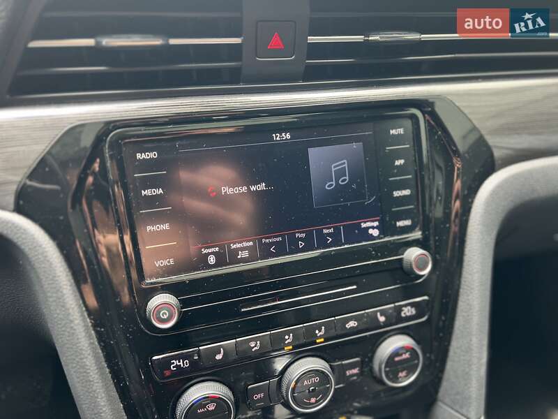 Седан Volkswagen Passat 2020 в Киеве