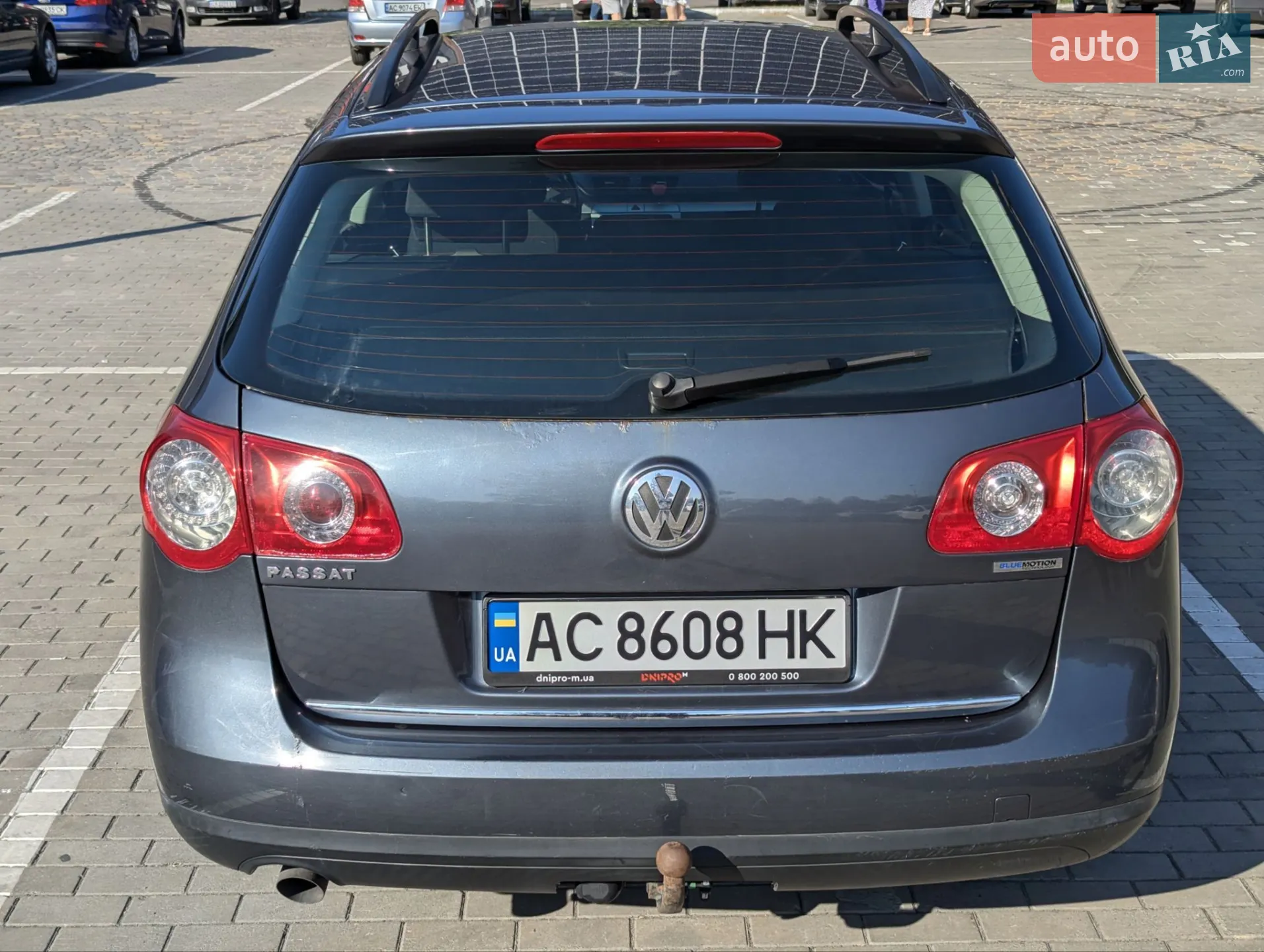 2010 Volkswagen Passat - мініатюра 2