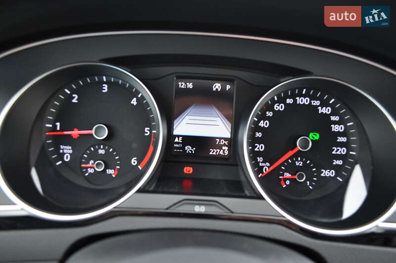 Универсал Volkswagen Passat 2022 в Киеве