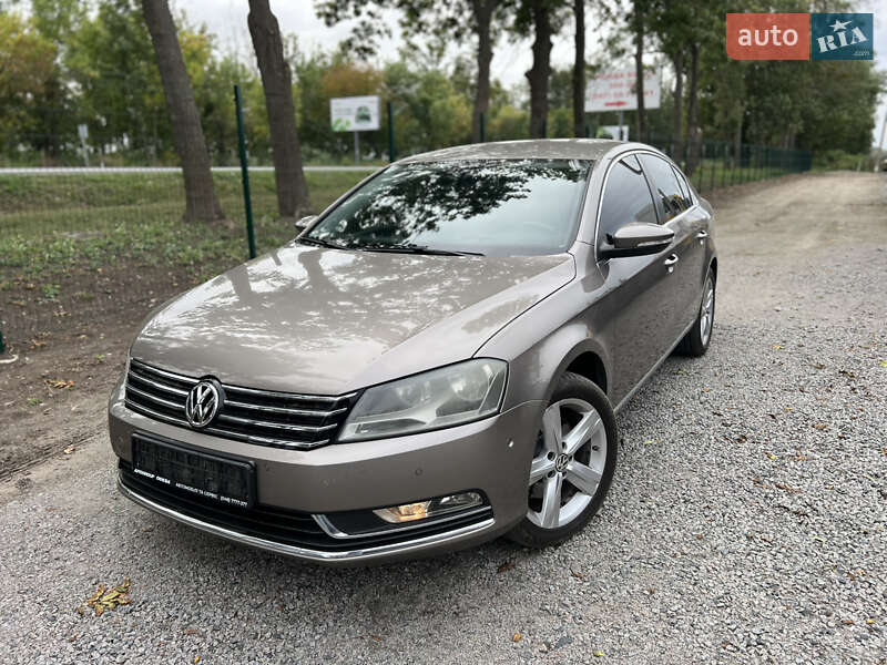 Volkswagen Passat 2011 Volkswagen Passat 2011