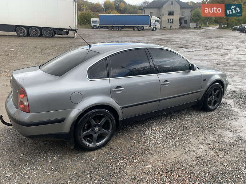 Седан Volkswagen Passat 2002 в Перемишлянах