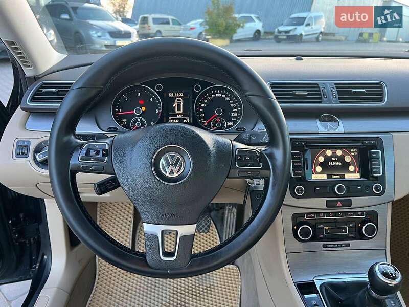 Універсал Volkswagen Passat 2011 в Львові фото 21 Універсал Volkswagen Passat 2011 в Львові