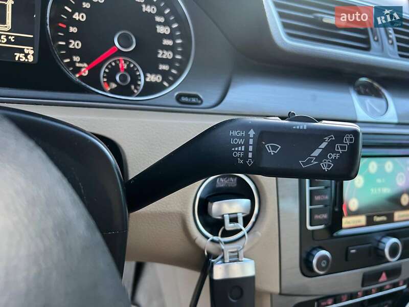 Універсал Volkswagen Passat 2011 в Львові фото 25 Універсал Volkswagen Passat 2011 в Львові