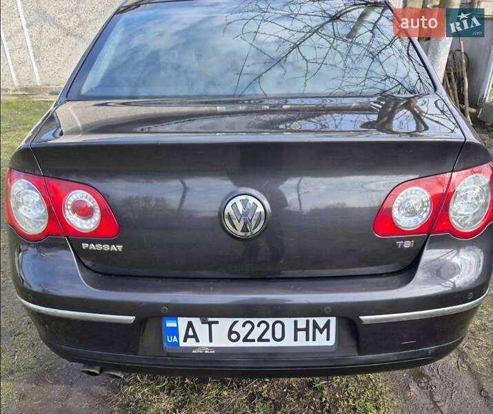 Седан Volkswagen Passat 2008 в Ивано-Франковске