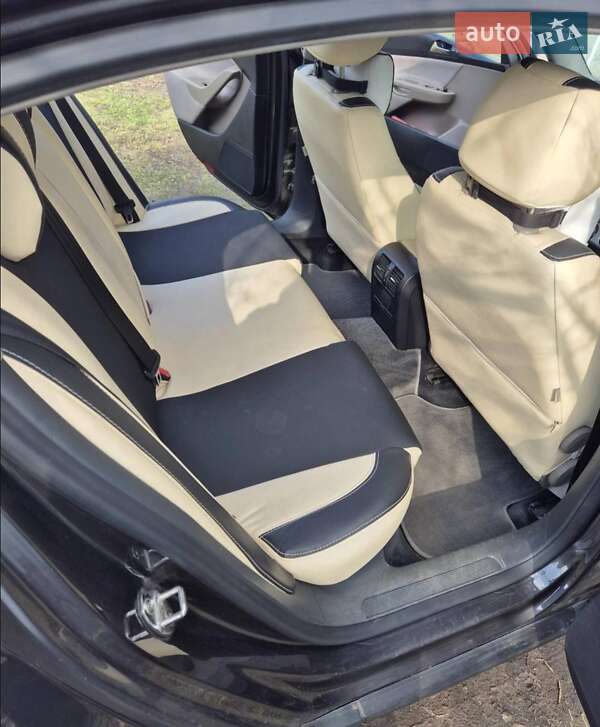 Седан Volkswagen Passat 2008 в Ивано-Франковске