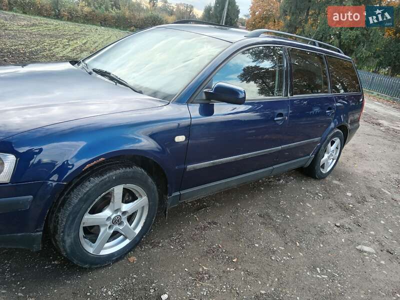 Универсал Volkswagen Passat 2000 в Коломые